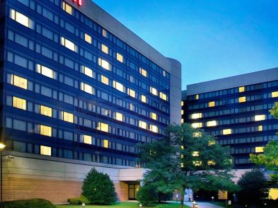 Гостиница Newark Liberty Intl Aprt Marriott
