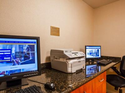Гостиница Best Western Plus Twin View Inn N Suites
