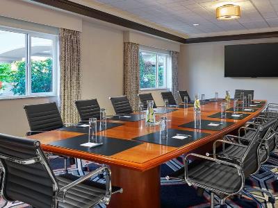 Гостиница Four Points By Sheraton Conference Ctr