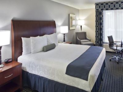 Гостиница Best Western Plus Marina Shores