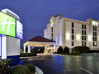 Hotel Holiday Inn Express Suite University Ctr
