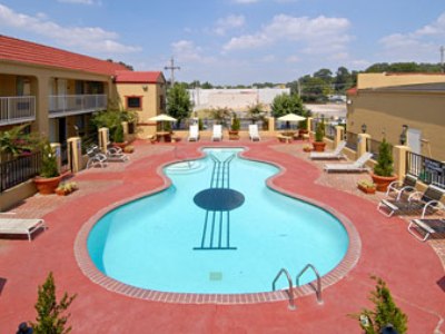 Гостиница Days Inn Memphis Graceland