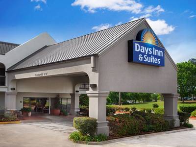 Гостиница Days Inn And Suites By Wyndham Tyler