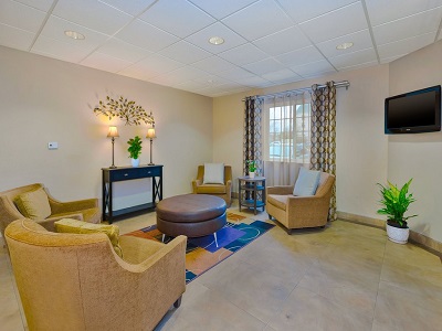 Гостиница Candlewood Suites Polaris