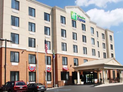 Гостиница Holiday Inn Express Staten Island