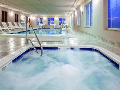 Гостиница Holiday Inn Exp Syracuse Fairgrounds