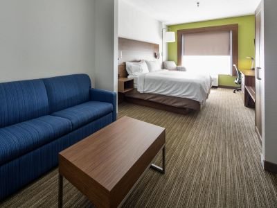 Гостиница Holiday Inn Express And Suite East Ridge