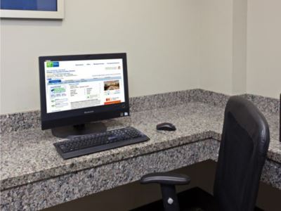 Гостиница Holiday Inn Express And Suites Wharton