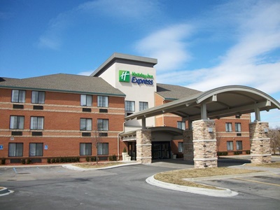 Гостиница Holiday Inn Express Romulus-Detroit Apt