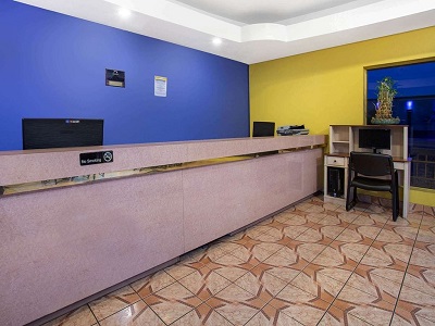 Гостиница Days Inn By Wyndham Airport - Phoenix
