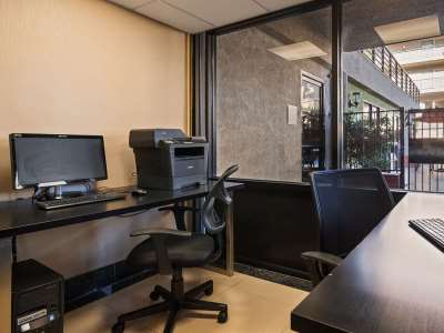 Гостиница Best Western Plus Irvine Spectrum