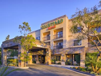 Гостиница Courtyard San Diego Carlsbad/Cld Airport