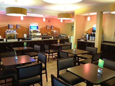 Гостиница Hi Express Phoenix Tempe-University