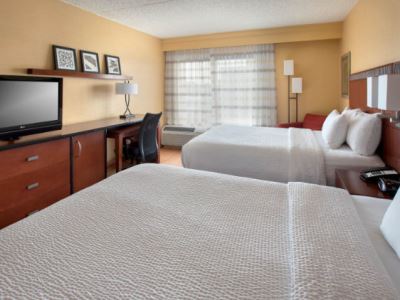 Гостиница Courtyard Secaucus Meadowlands