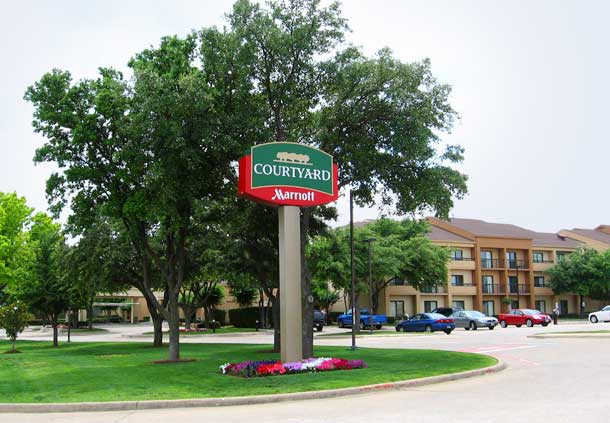 Гостиница Courtyard Dallas  Richardson Springvalle