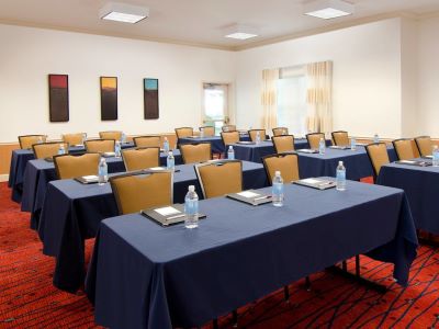 Hotel Residence Inn Fresno