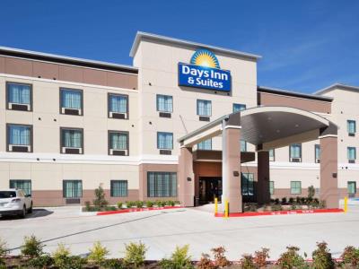 Гостиница Days Inn Suites By Wyndham Nw Cypress