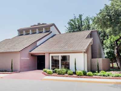 Гостиница Hawthorn Suites Dallas Love Field Apt