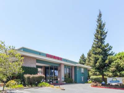 Hotel Days Inn And Suites By Wyndham Sunnyvale