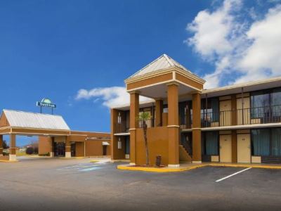 Hotel Days Inn By Wyndham Lafayette/University