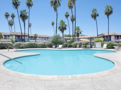 Гостиница Days Inn By Wyndham Fresno Central