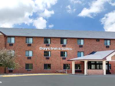 Hotel Days Inn And Suites Des Moines Airport