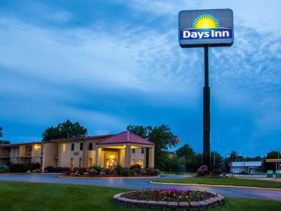 Hotel Days Inn By Wyndham Columbia I-70