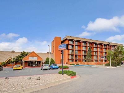 Гостиница Howard Johnson Albuquerque Midtown