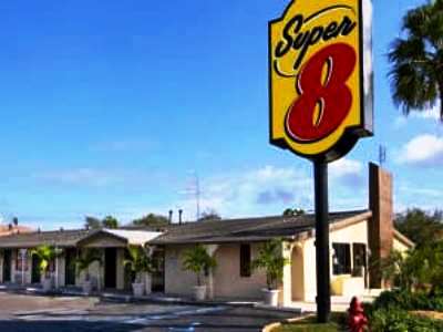 Гостиница Super 8 Wyndham Lantana West Palm Beach