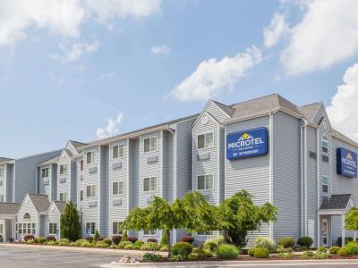 Гостиница Microtel Inn N Suites By Wyndham Elkhart
