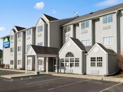 Гостиница Days Inn And Suites Lafayette In