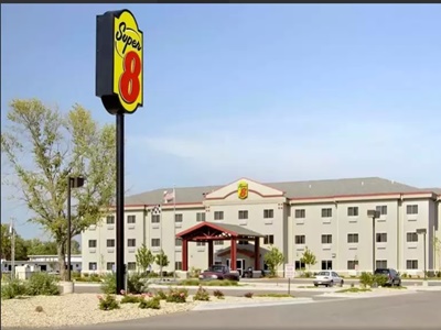 Hotel Super 8 Topeka At Forbes Landing
