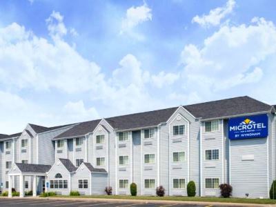 Гостиница Microtel Inn Suites Wyndham Plattsburgh