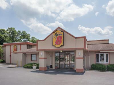 Hotel Super 8 by Wyndham Carlisle North