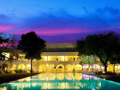 Hotel Trinco Blu By Cinnamon (Ht)