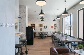 Hotel So'Co by HappyCulture