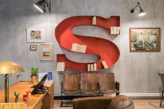 Hotel So'Co by HappyCulture