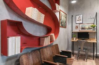Hotel So'Co by HappyCulture