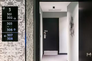 Hotel So'Co by HappyCulture