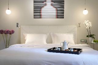 The Excelsior Hotel