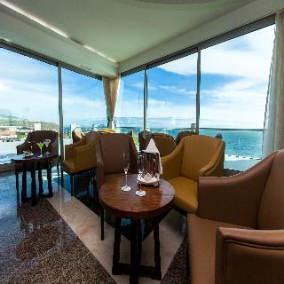 Гостиница Barcelo Angra Marina