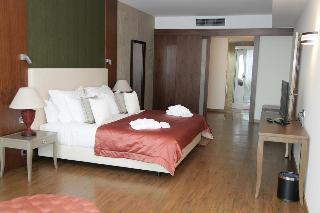 Гостиница Barcelo Angra Marina
