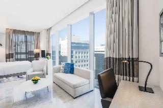 Гостиница DoubleTree by Hilton Doha - Old Town