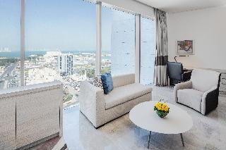 Гостиница DoubleTree by Hilton Doha - Old Town