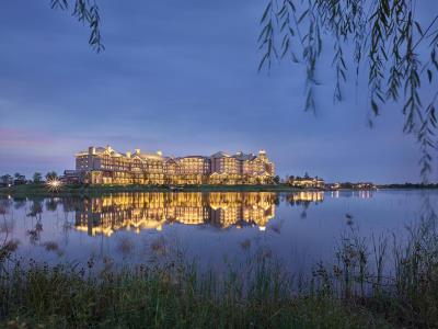 Hotel Hilton Wenan