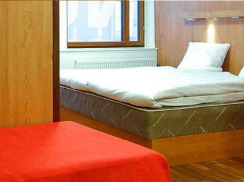 Гостиница Omena Hotel Yrjonkatu