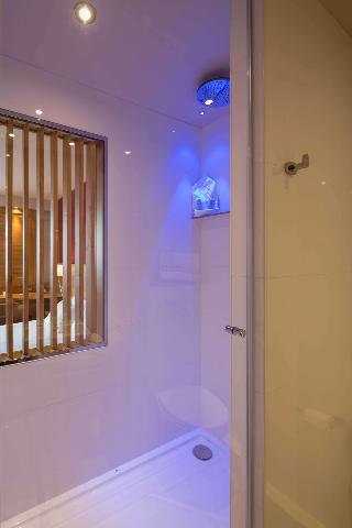 Гостиница Best Western Plus Le Lavarin