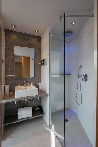 Гостиница Best Western Plus Le Lavarin