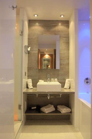 Гостиница Best Western Plus Le Lavarin
