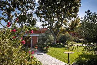Гостиница Best Western Plus Le Lavarin